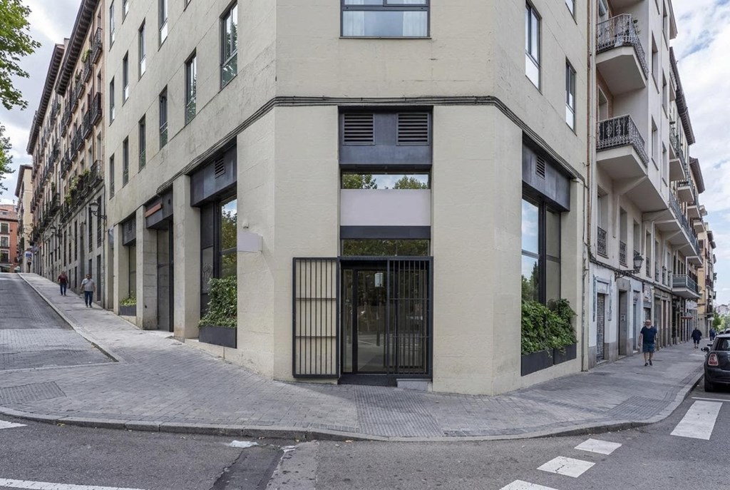 ¿Cada cuánto hay que revisar el sistema de portería de un edificio?